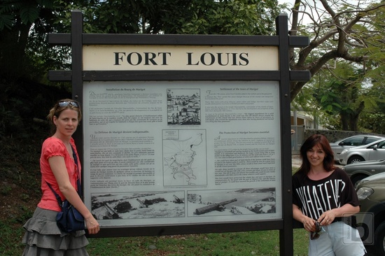 Informační cedule Fort Luis